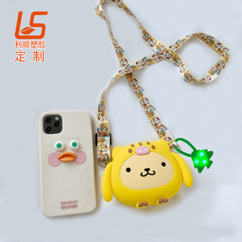 硅膠零錢包禮品生產過程中出現的工藝問題